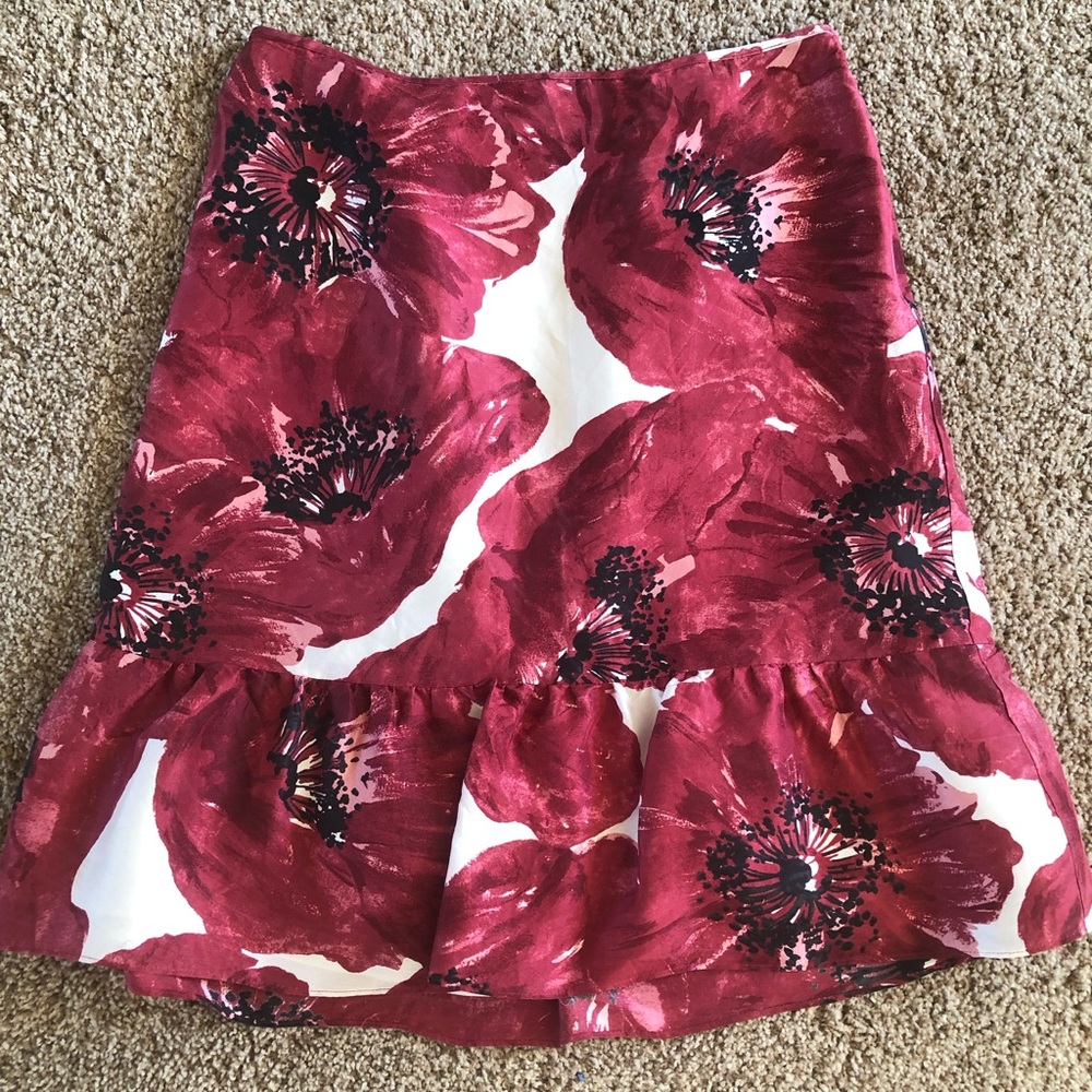 Ann Taylor 100% silk floral skirt sz 4